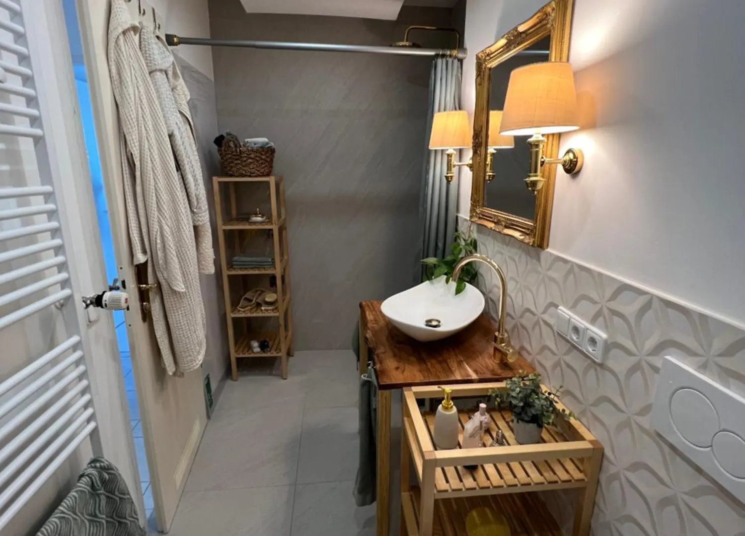 Privatzimmer 15 Qm Mit Gemeinschaftsbad Munich Germany